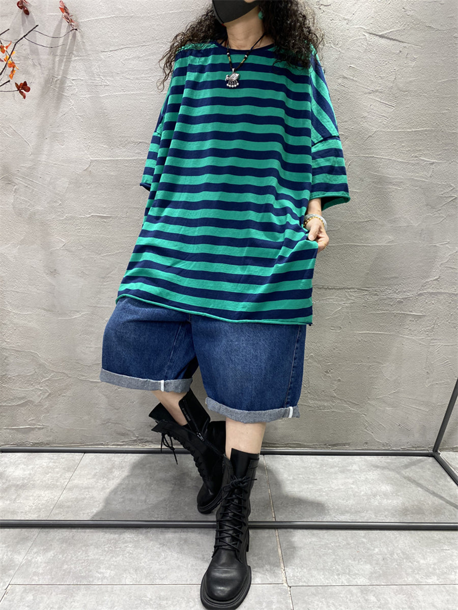 Camicia casual da donna a righe con orlo diviso e scollo a V