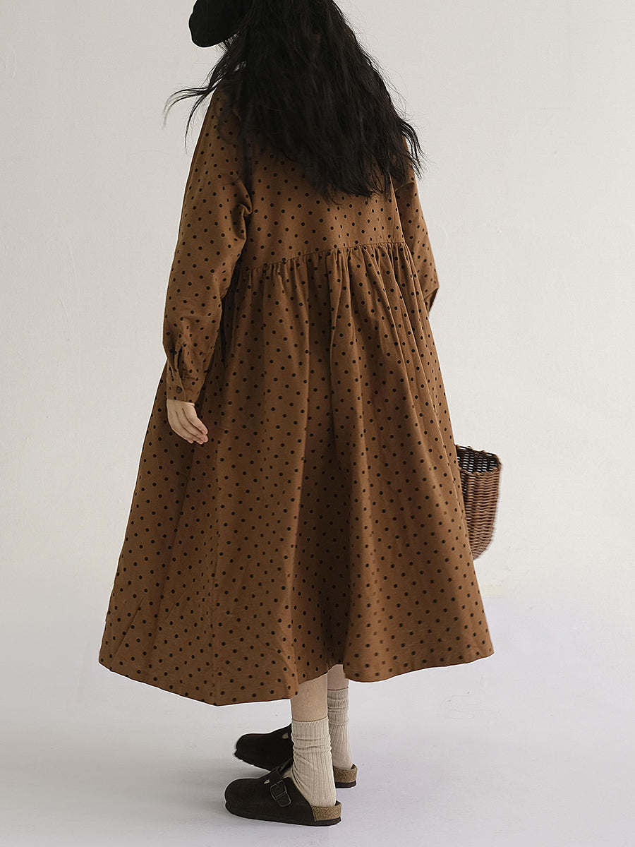 Abito da donna vintage a maniche lunghe con pieghe a pois