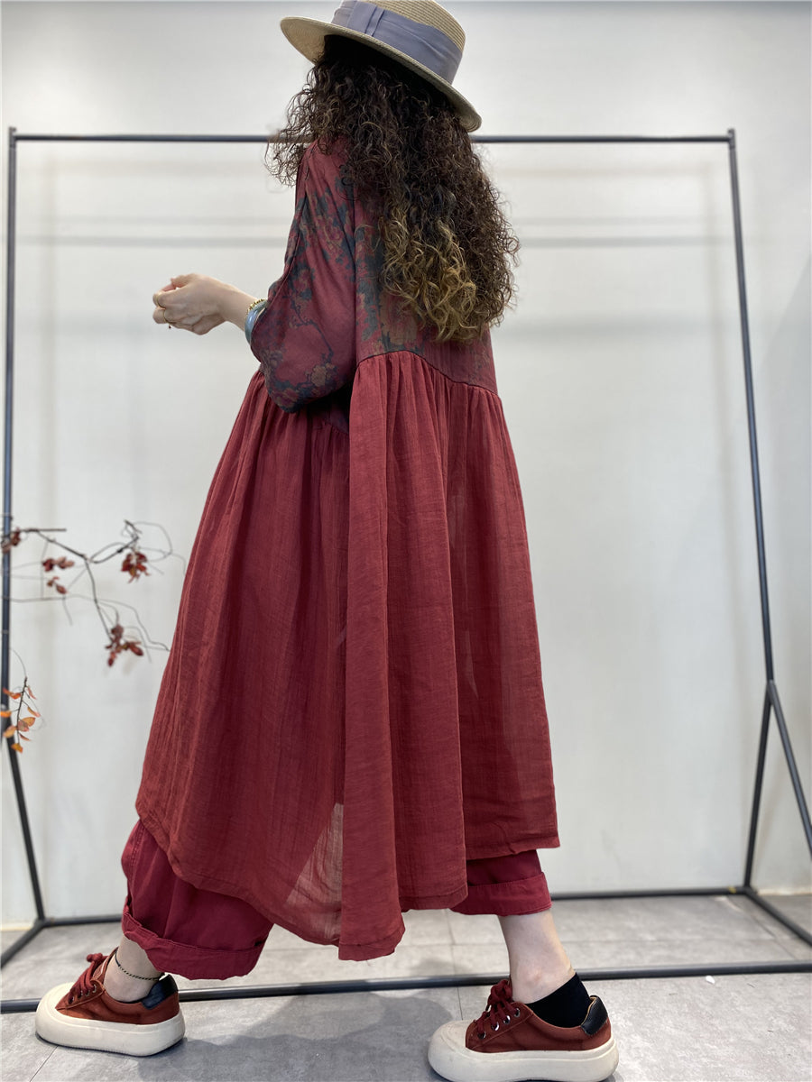 Abito da donna in ramiè con pieghe e fiori retrò