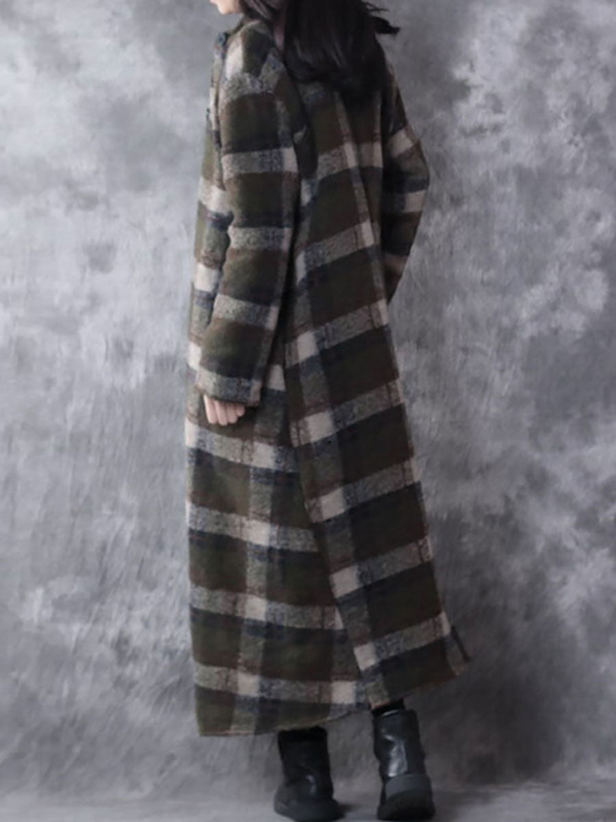 Cappotto invernale in cashmere con piccolo colletto e motivo a quadri