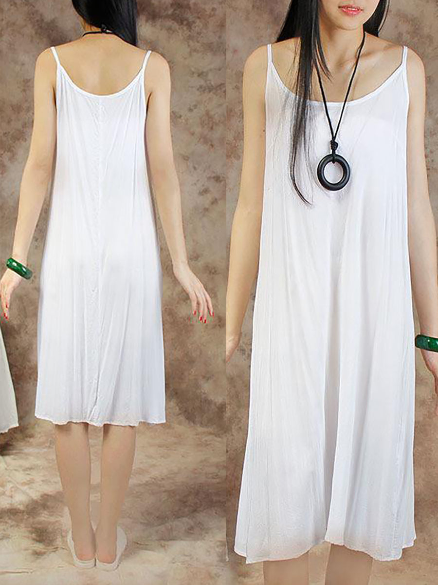 Abito da donna con colletto polo sottile e bottoni con stampa floreale etnica